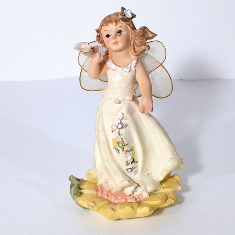 Vintage Angel in a Dress With Flowers and Wings‎  #1013
